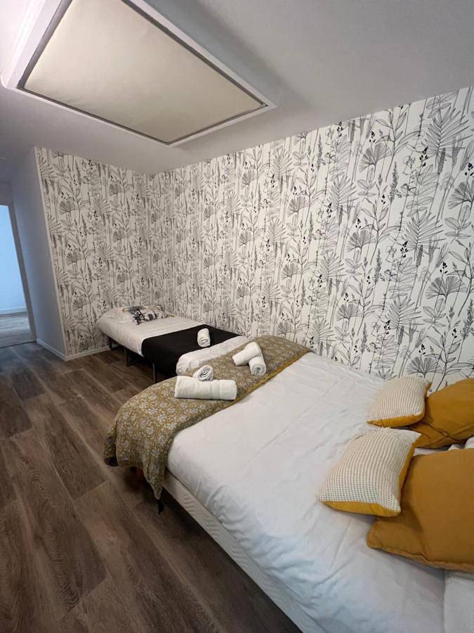 Hôtel pour 2 personnes, avec piscine ainsi que jardin et vue à Givrand - 3