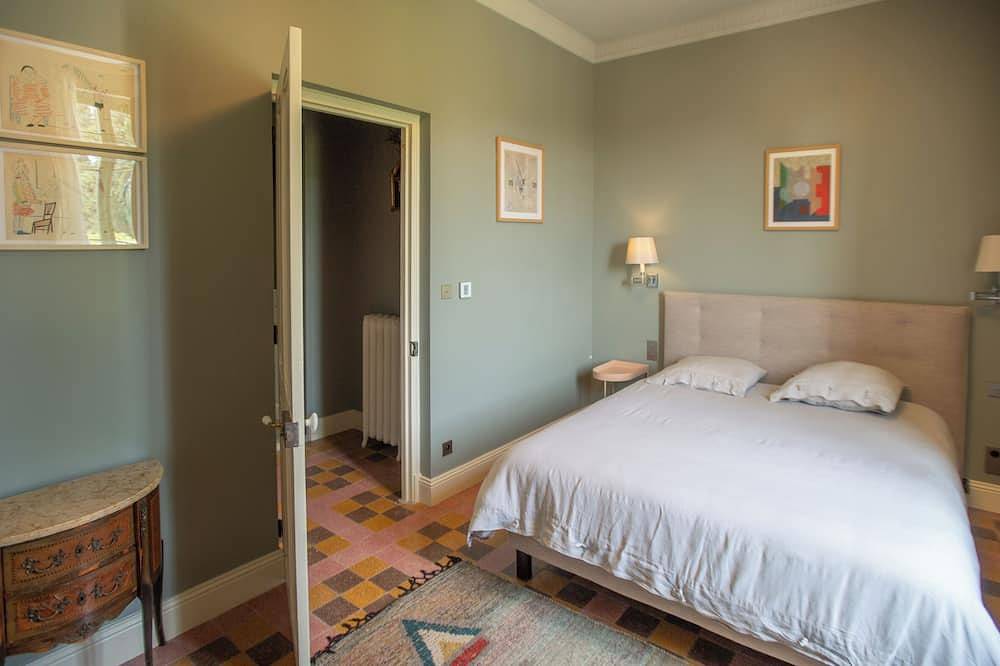 L'Isle sur la Sorgue, country house in Le Thor, Vaucluse