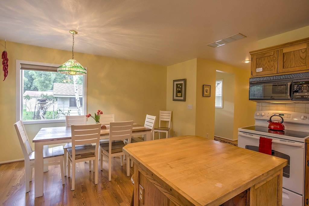 Victorian am Cottonwood Creek - Fuß in die Innenstadt! in Buena Vista, Chaffee County