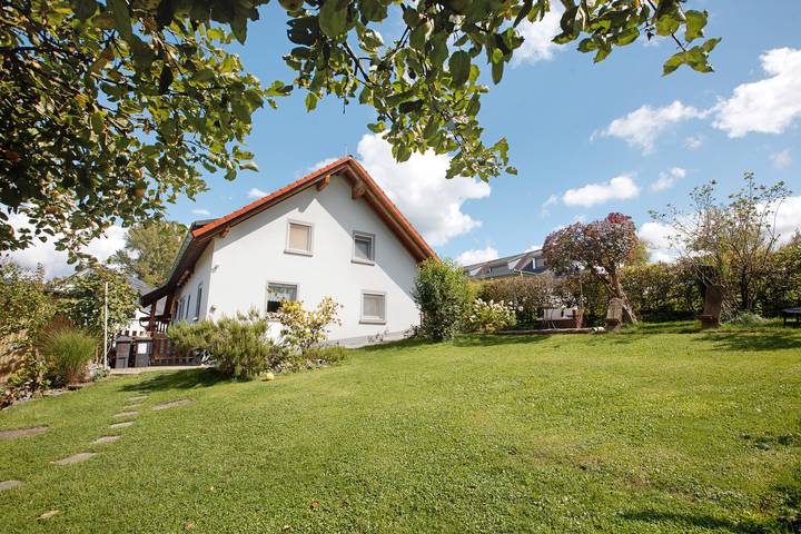 Ferienwohnung für 4 Personen, mit Garten in Rheinfelden (Baden)