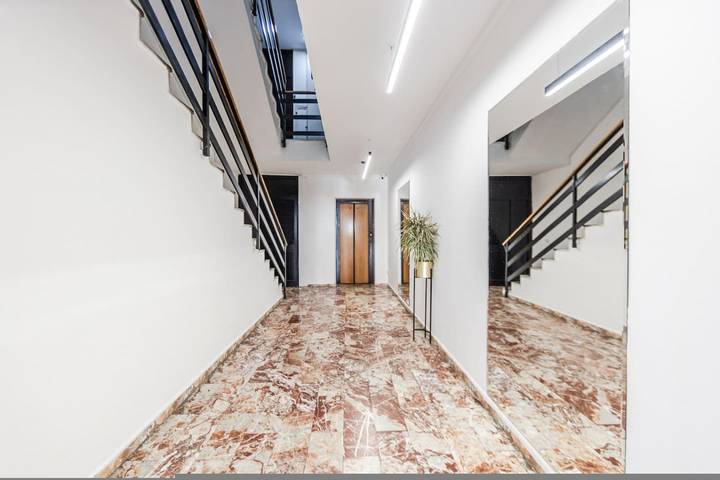 Gîte pour 3 personnes, avec balcon à Tirana - 4