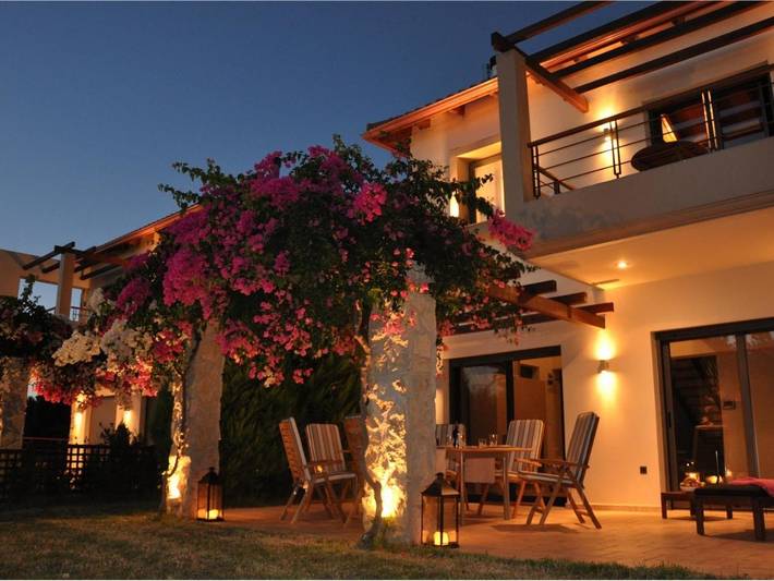Ferienhaus für 9 Personen, mit Balkon und Terrasse sowie Garten und Ausblick