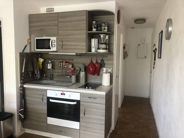 Gîte pour 4 personnes, avec piscine et terrasse, animaux acceptés dans Plage du pont tournant - 4