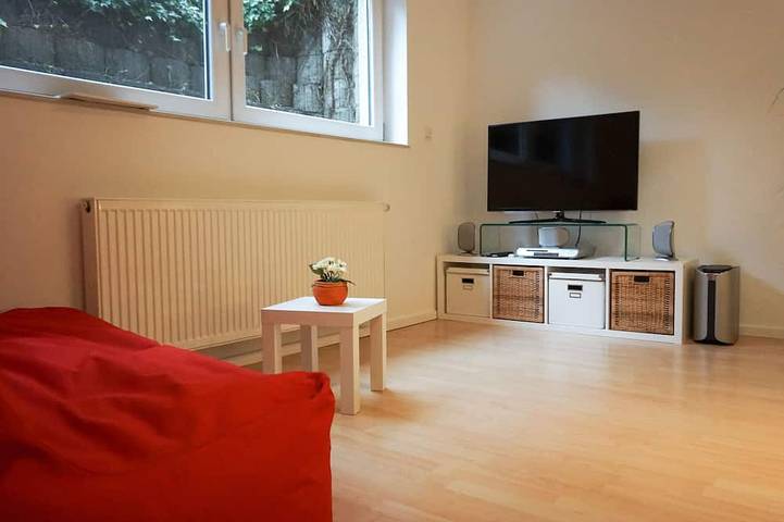 Appartement entier, Neureut Vacation Rental: Sleep Soundly, Discover Karlsruhe in Karlsruhe, Plaine du Rhin