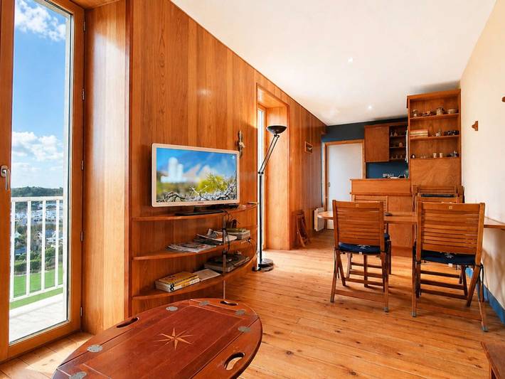 Gîte pour 2 personnes, avec balcon dans Plage Pors Termen Trebeurden
