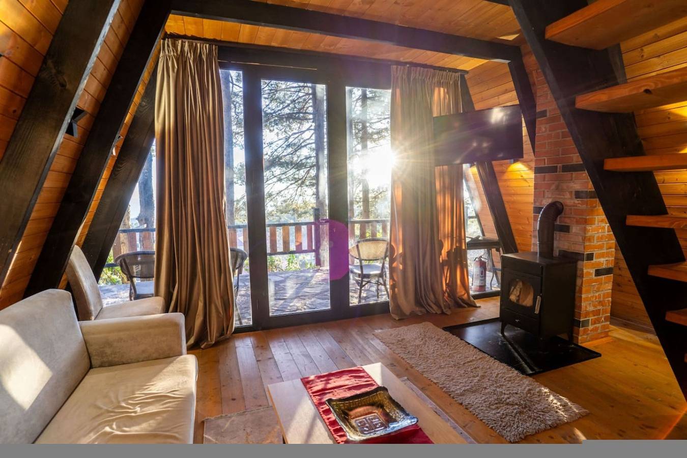 Estudio entero, Grey Retreat | The Golden Cabins with Garden in Gjinar, Elbasan