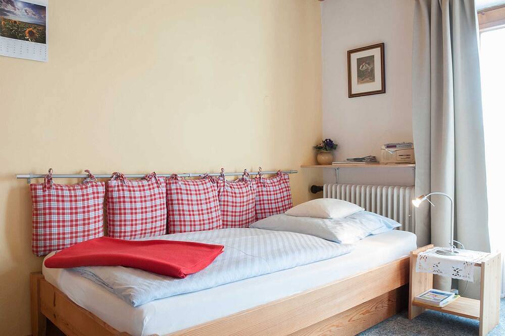 One-Room Apartment - Gästehaus Max-Josef in Alpes bavaroises