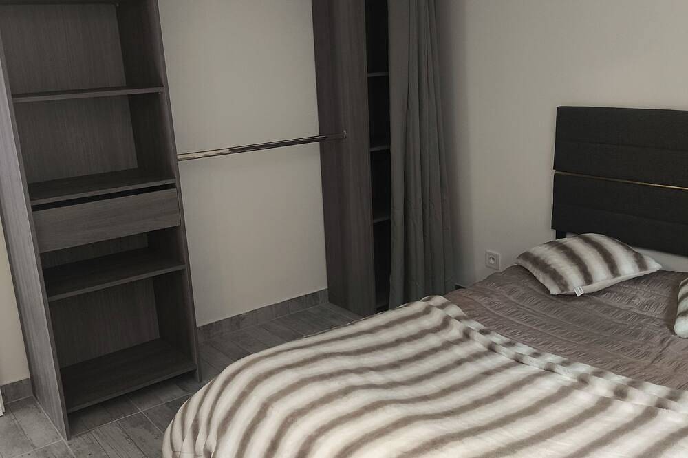 Apartamento entero, Cosy with garden near Disney in Le Plessis-Trévise, Valle del Marne