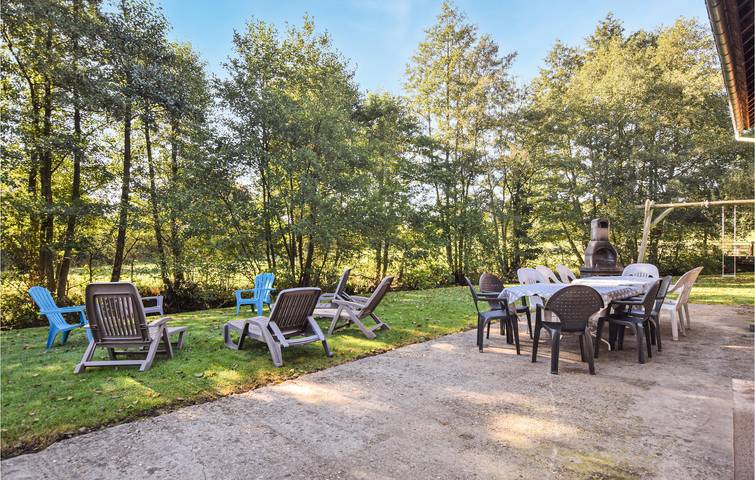 Appartement spacieux avec jardin, WiFi et parking - 2.5km de Bonneville in Bonneville-la-Louvet, Région de Lisieux