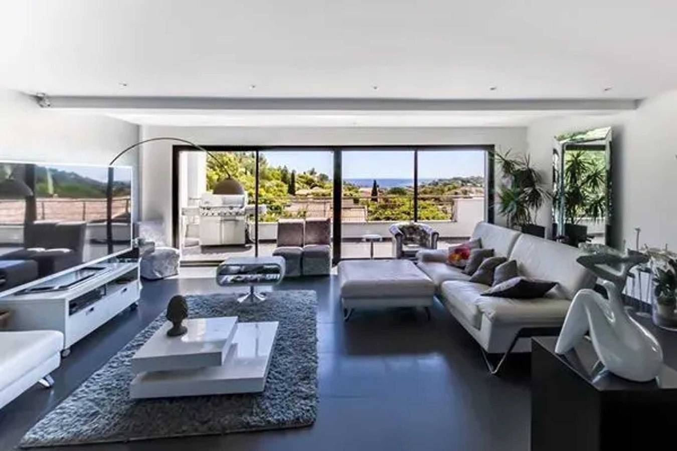 Luxuriöse Villa in Cavalaire-sur-Mer in Cavalaire-sur-Mer, Mittelmeerküste (Frankreich)
