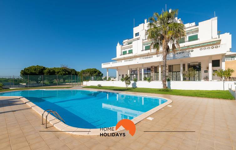 Ferienwohnung für 8 Personen, mit Terrasse und Pool in Albufeira