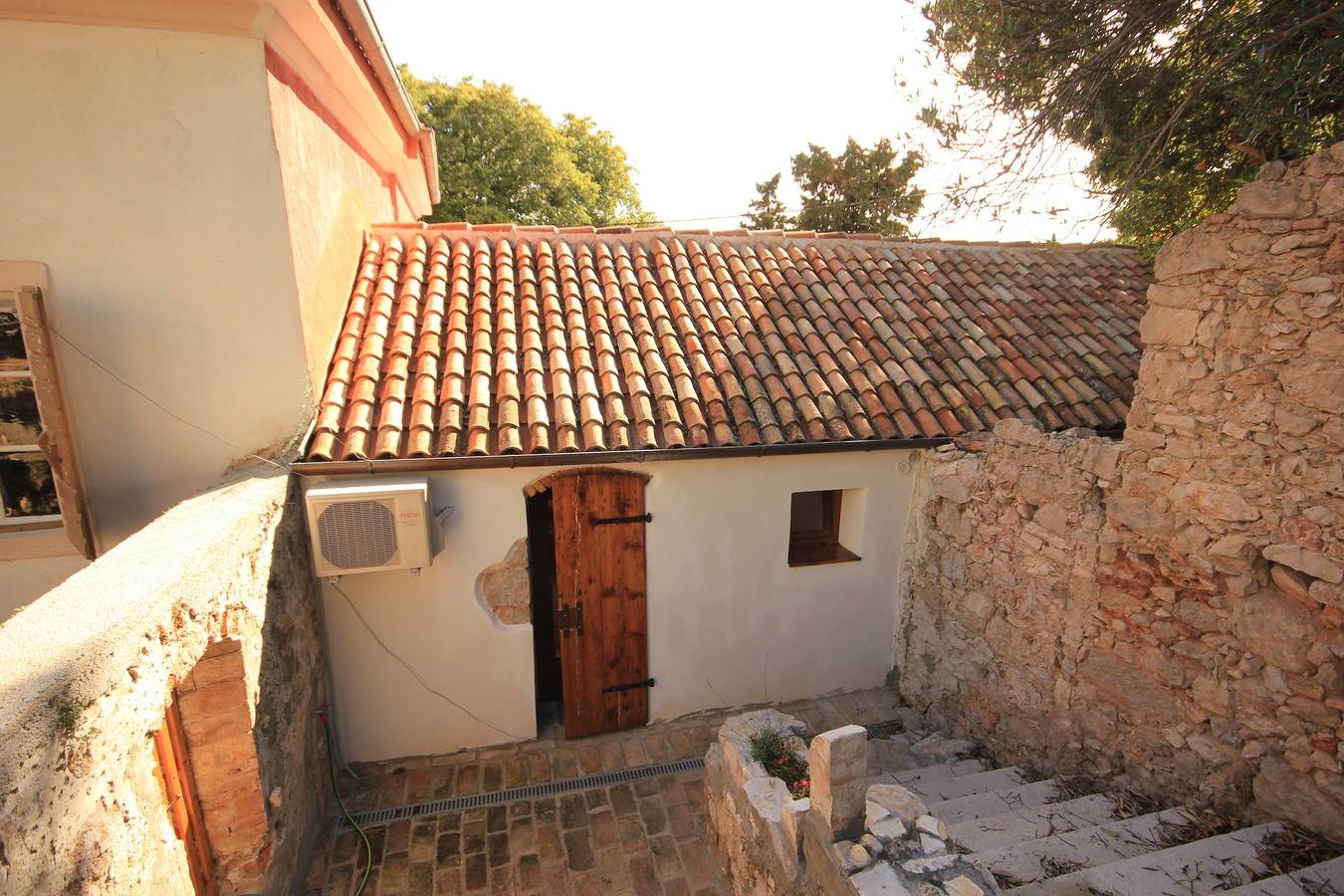 Two bedroom house with terrace Mali Lošinj, Lošinj K-8014 in Mali Losinj, Losinj