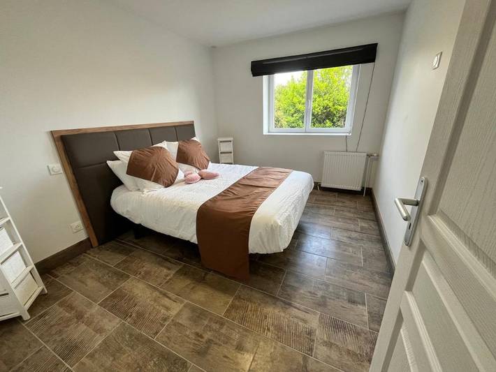 Location de vacances pour 7 personnes, avec terrasse et jacuzzi, animaux acceptés dans Plage Du Sablon Cosqueville - 4