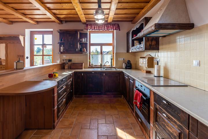 Ferienhaus für 6 Personen, mit Terrasse und Seeblick in Balatonalmadi - 4