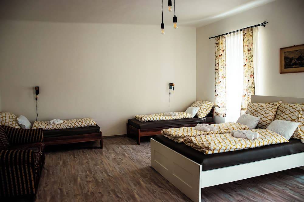 Ganze Wohnung, Cozy house at Balaton with A/C in Aszófő, Balatonfüredi járás