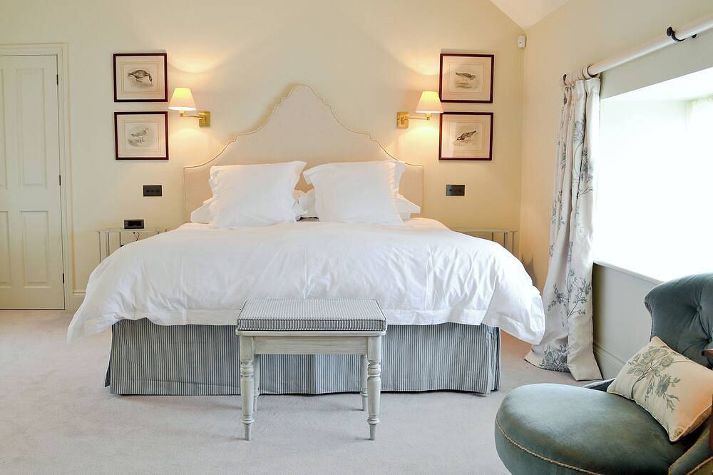 5 bedroom accommodation in Brancaster in Brancaster, Norfolk Coast