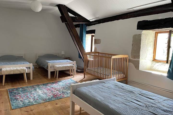 Location de vacances pour 13 personnes, animaux acceptés à Agonac - 3