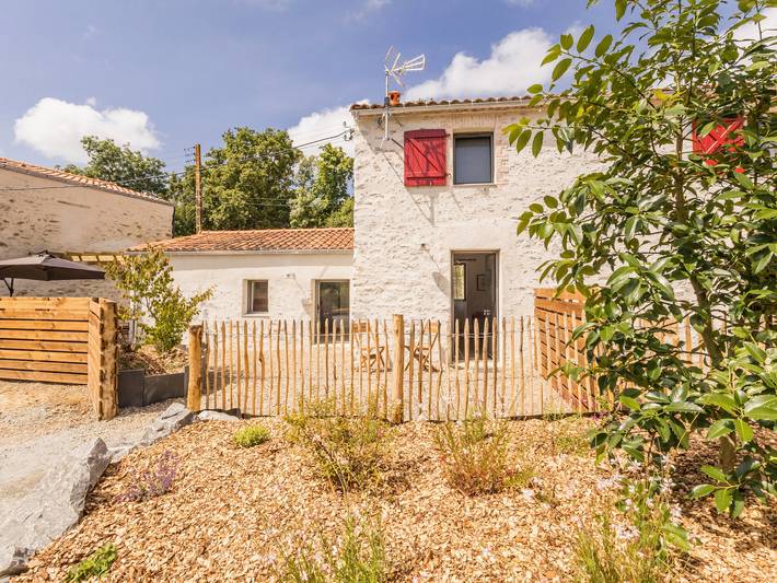 Gîte pour 2 personnes, avec Terrasse et Jardin