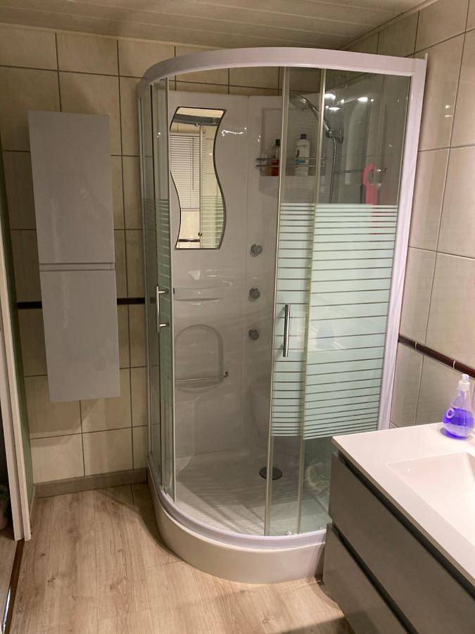 Appartement entier, One-Bedroom Apartment in Marmagne, Région de Montbard
