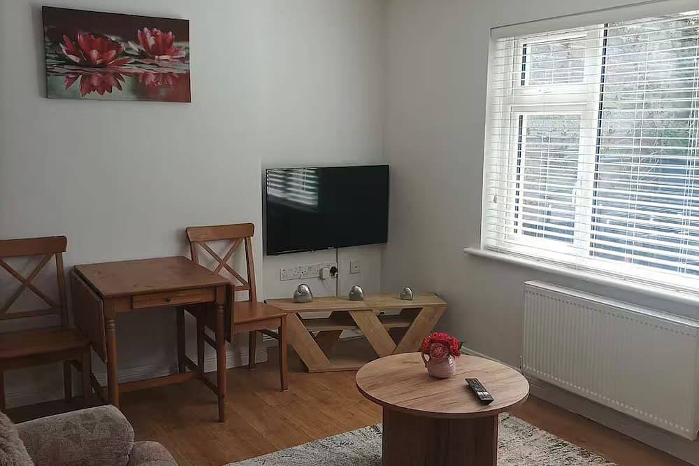 Ganze Wohnung, Ground Floor at The Mews in Sligo, County Sligo