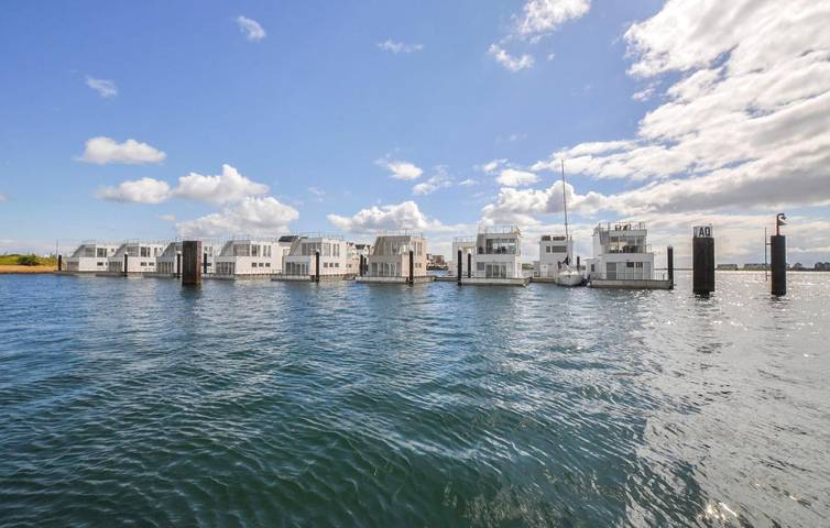 Hausboot für 4 Personen, mit Terrasse und Sauna in Kappeln