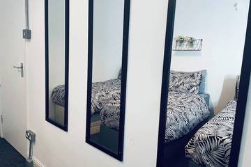 Beach House for 16 People in Bournemouth, South West England, Photo 3