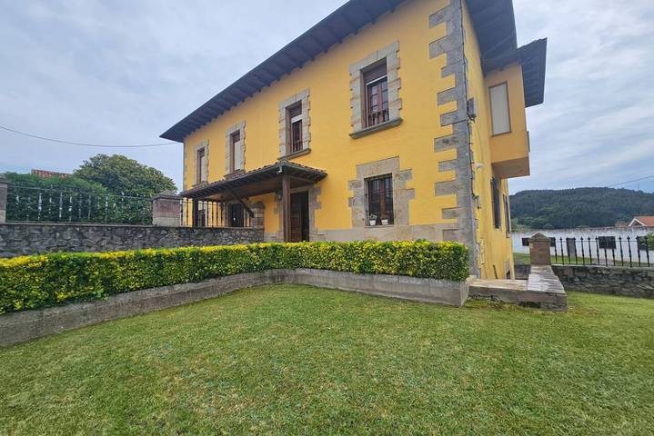 Ganze Wohnung, Schickes Apartment: Wlan, voll ausgestattete Küche, Waschmaschine, ideal für Langzeitaufenthalte! in Alfoz de Lloredo, Kantabrische Küste
