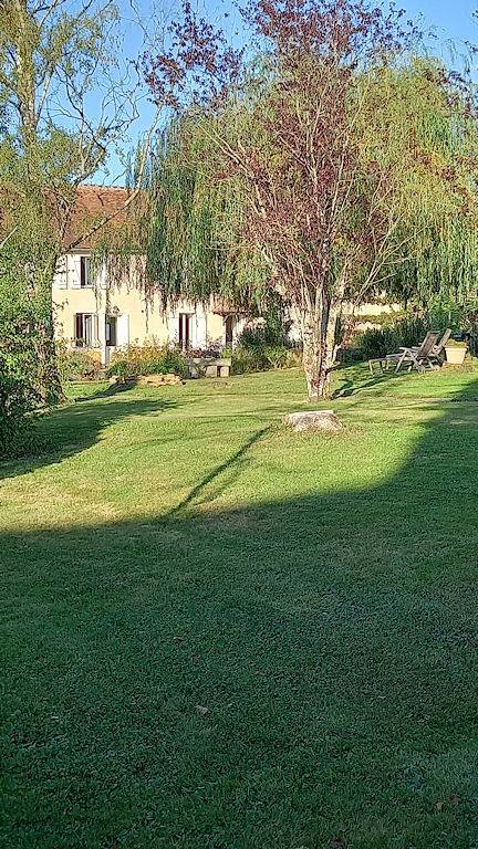 Relais des Vignottes - Chambre Sereine (simple ou double) in Chevannes, Région d'Auxerre