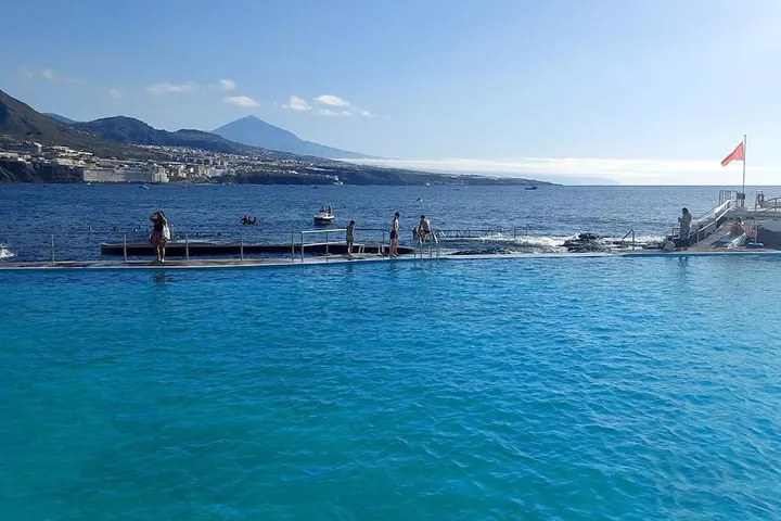 Apartamento de vacaciones para 3 personas, con piscina y vistas además de jardín y piscina para niños - 1
