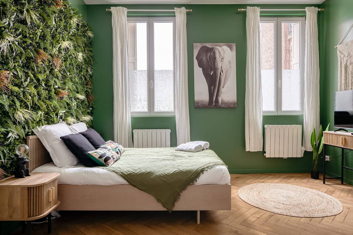 Estudio entero, Chez Guillaume - Studio Jungle rénové balnéo à la gare in Ruan, Región de Rouen