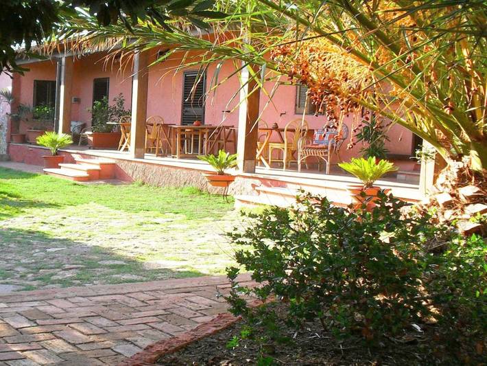 B&b per 2 persone, con Terrazza e Giardino a Gonnesa