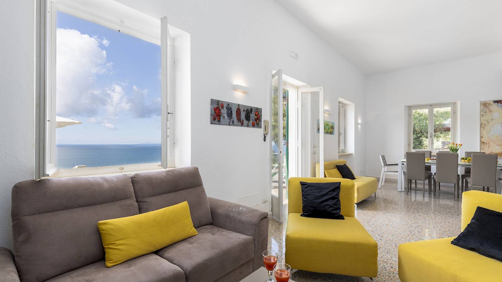 Villa für 8 Personen mit Terrasse in Nisporto, Riotorto