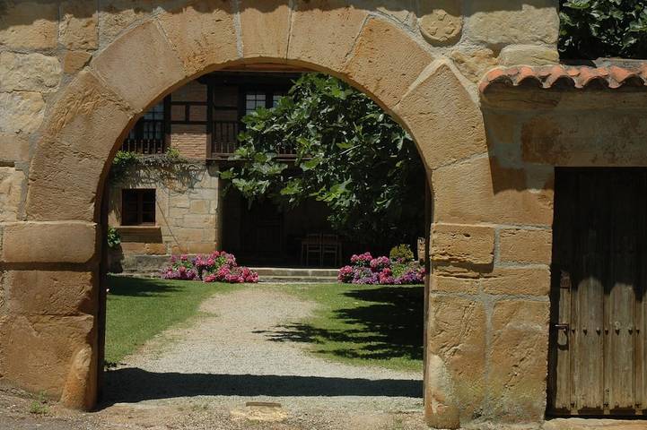 Gîte pour 4 personnes, avec Jardin
