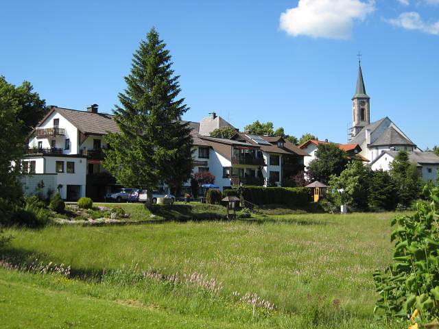 Hôtel pour 4 personnes, avec jardin