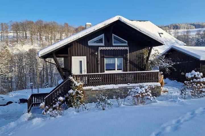 Ferienhaus für 4 Personen, mit Terrasse und Garten