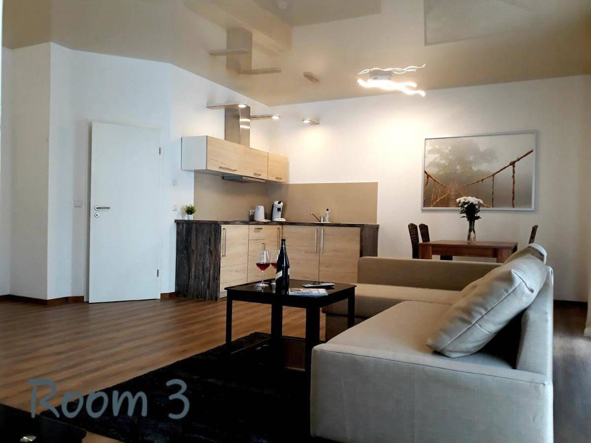 Ganze Wohnung, Two-Bedroom Apartment in Reutlingen, Neckar-Alb