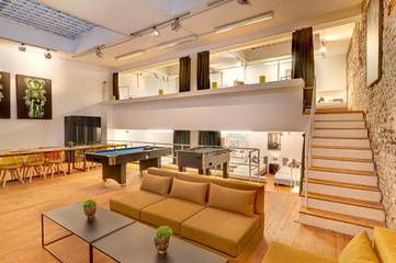 Ferienwohnung für 18 Personen, mit Terrasse in Düsseldorf