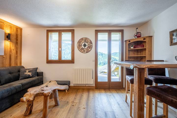 Appartement entier, Appartement 'Victorsun2' avec vue sur la montagne, terrasse et jardin privé in La Clusaz, Région d'Annecy