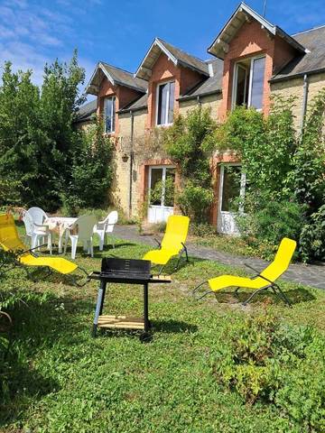 Gîte pour 8 personnes, avec jardin à Le Merlerault