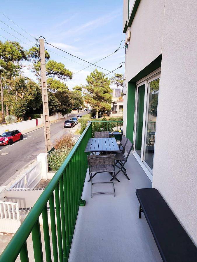 Gîte pour 4 personnes, avec vue et balcon dans Plage de Vallières - 4