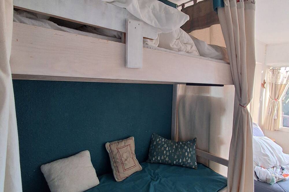 Entire apartment, Cosy, quiet apartment in the heart of the Capcir forest. in Puyvalador, Parc naturel régional des Pyrénées catalanes