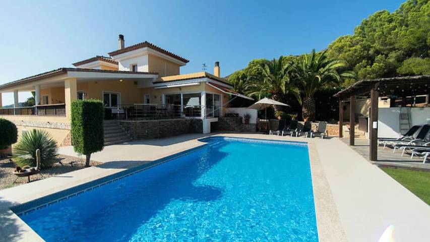 Apartamento de vacaciones para 11 personas, con piscina y jardín - 1