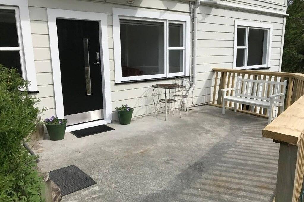 Ganze Wohnung, Komplett renovierte Stadtvilla mit 2 großen Schlafzimmern. in Dunedin (NZ), Otago