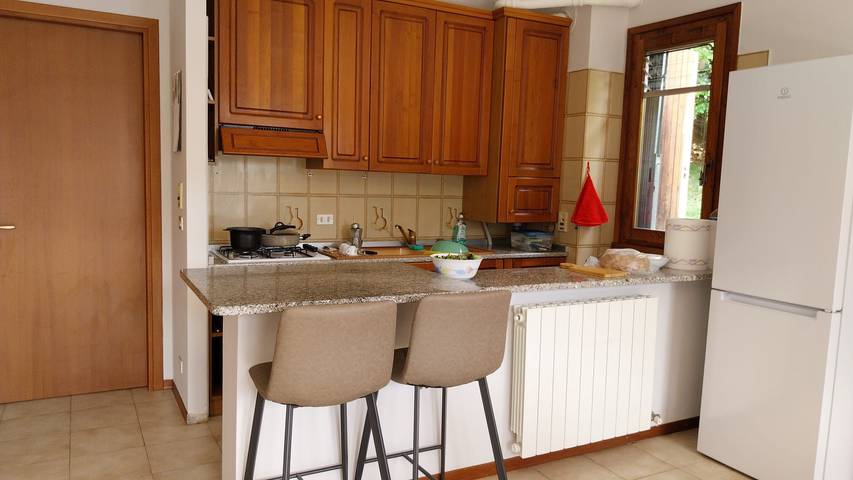 Ganze Wohnung, Apartment „Casa Graziella“ mit Seeblick, Gemeinschaftsgarten und Balkon in Ranzanico, Prealpi Bergamasche Orientali