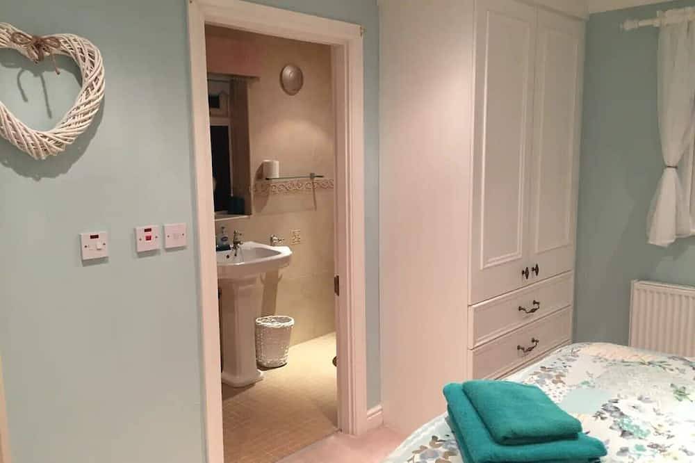 A quiet and secluded self contained bungalow situated rurally. in Lancashire