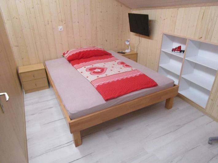 Chambre d’hôte pour 2 personnes, avec vue et terrasse, adapté aux familles dans Valais - 4