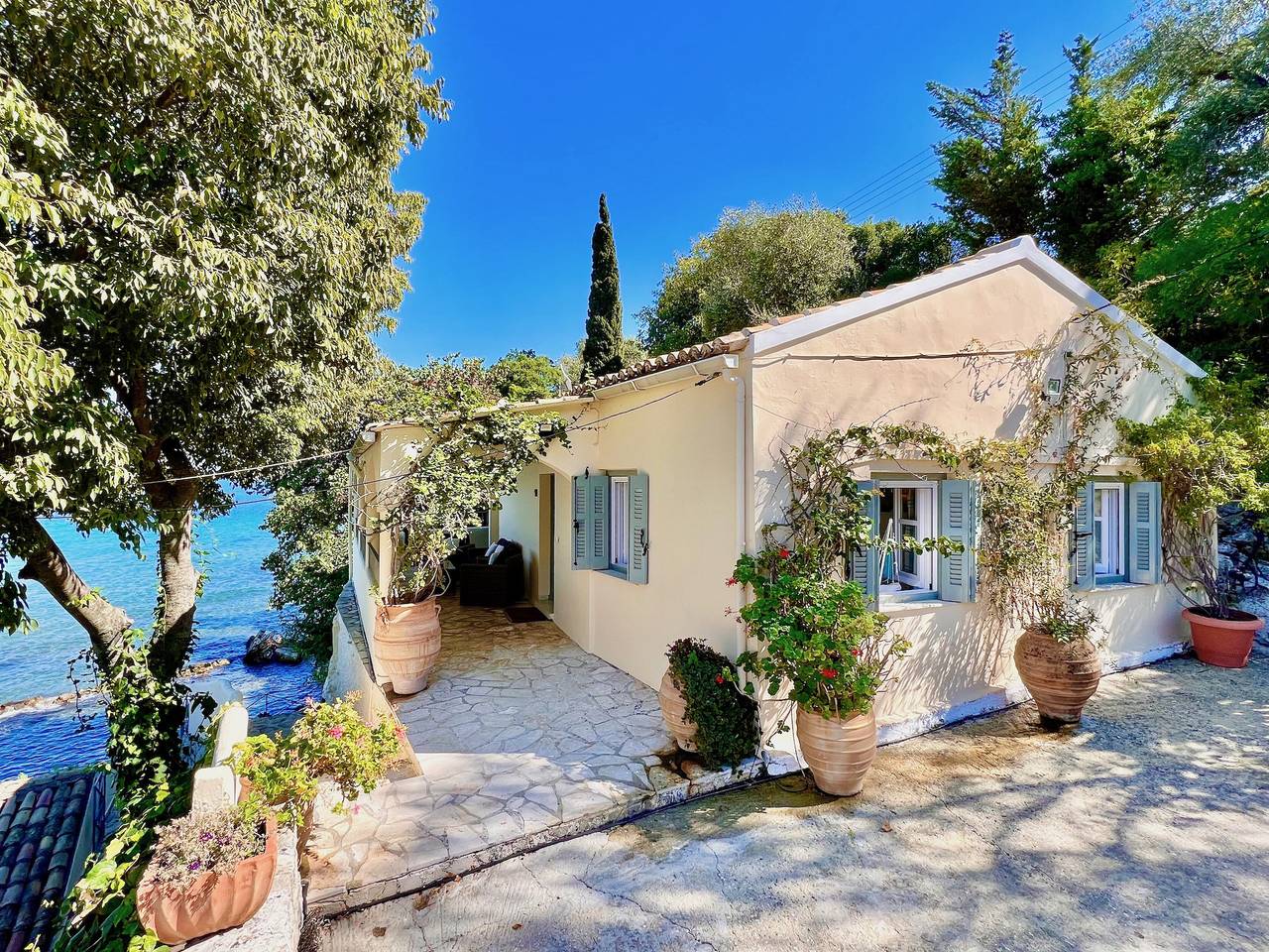 Apraos Beachfront House in Corfu