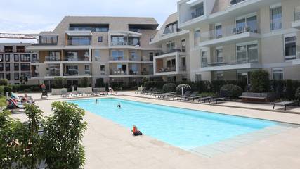 Gîte pour 6 personnes, avec piscine et terrasse à Nieuwpoort