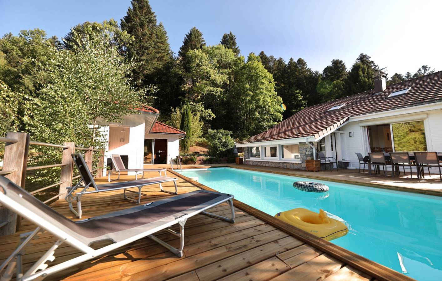 Le Chalet Blanc Gérardmer - jacuzzi / piscine d'été in Gérardmer, Parc naturel régional des Ballons des Vosges
