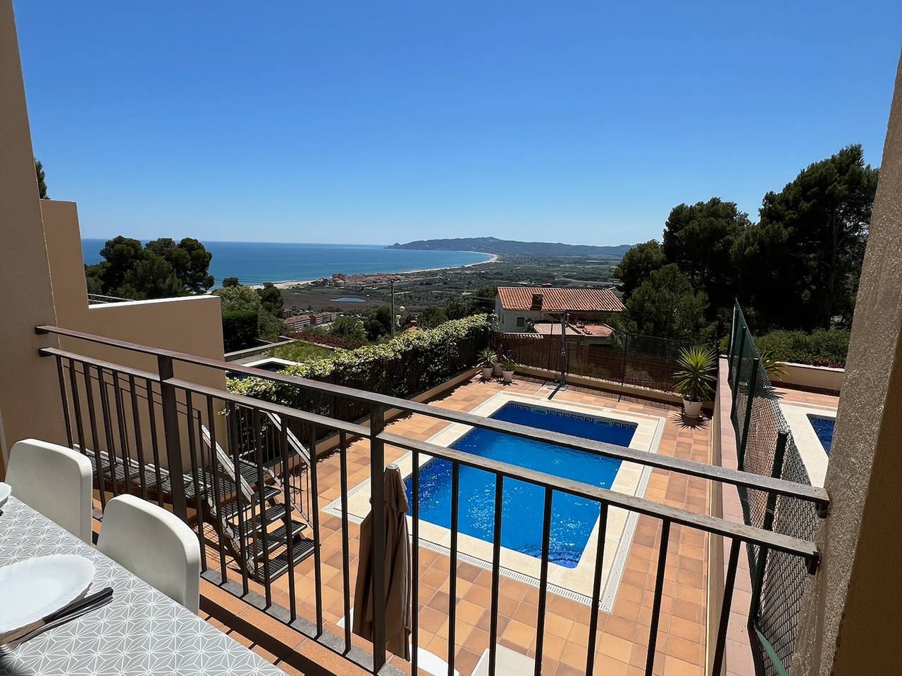 Maison spacieuse avec piscine privée et garage près de la mer in l'Estartit, Torroella de Montgrí
